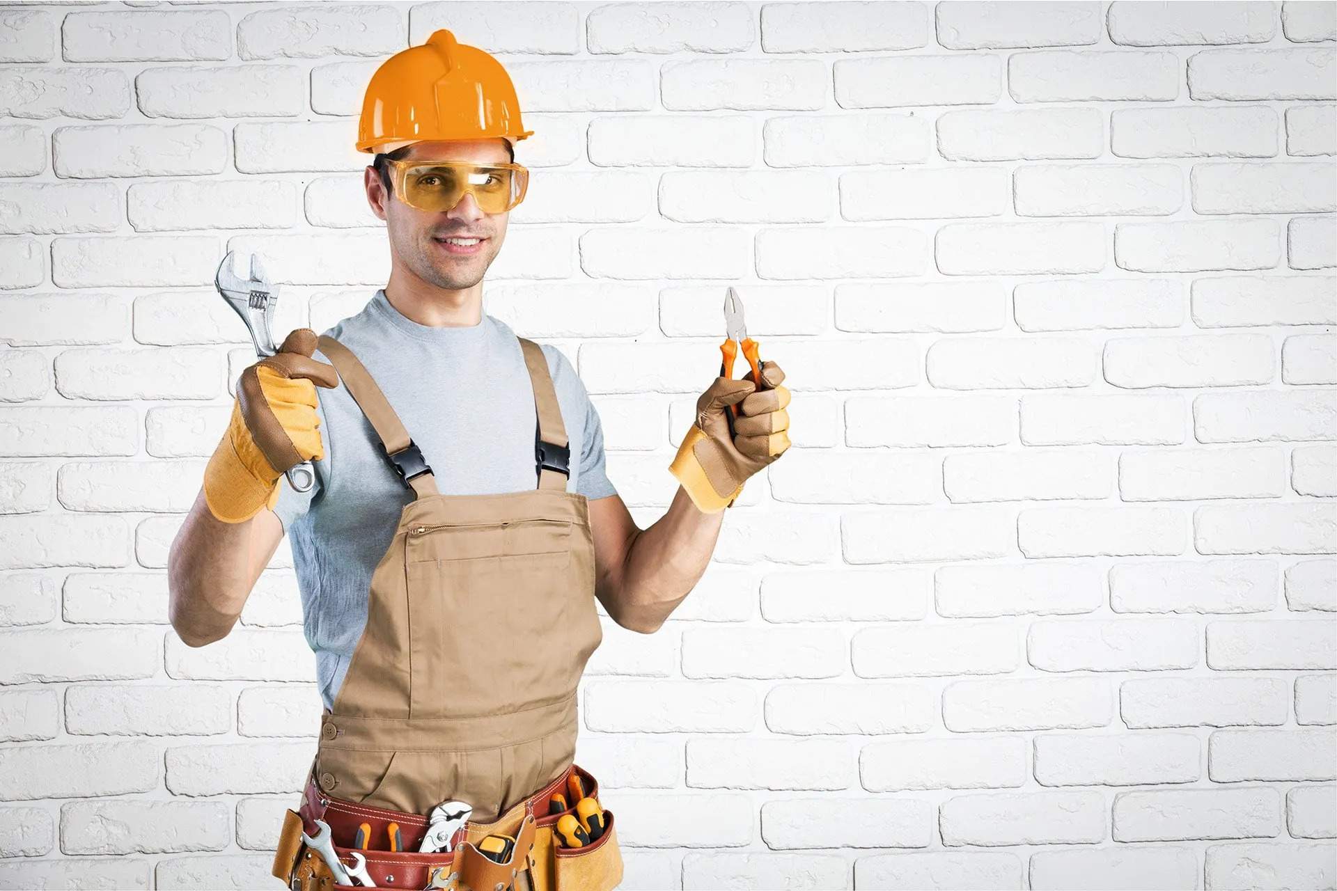 handyman-with-tools
